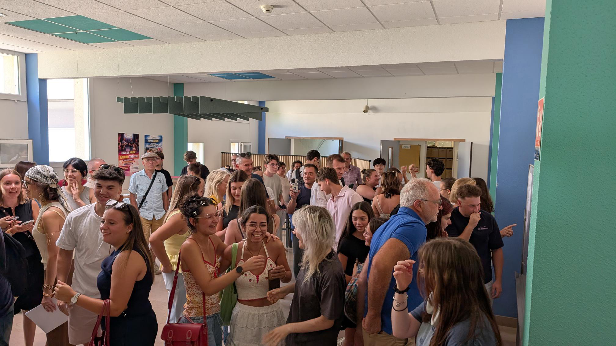 Illustration actualiteLes résultats du bac sont tombés ! Félicitations aux diplômé(e)s !